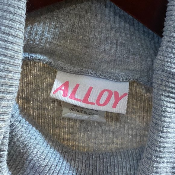 Vintage! Like New 1999 ALLOY long sleeve turtleneck - light gray! - Picture 3 of 3